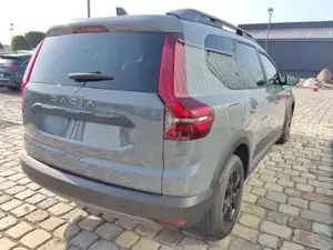 Dacia Jogger Extreme + 1.0 ECO-G 101 PS LPG 7-Sitzer->Navi-K... Bild 4