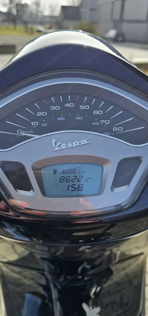 Vespa Piaggio Primavera 50 Bild 3