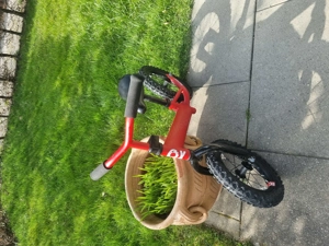 Laufrad der Marke Kraftstoff 