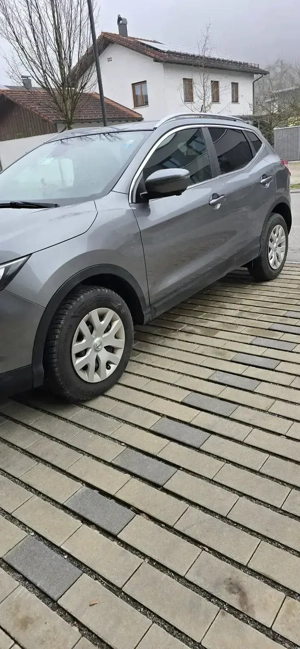 Verkaufe NISSAN QASHQAI- Tekna Connect  Bild 2