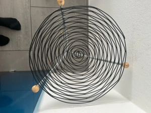 Dekorativer Metall-Beistelltisch für Obst, Pflanzen,., Bild 2