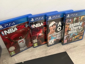 PS4 mit 2 Controllern + 14 Spielen (FIFA 2015 2023, GTA) Originalverpackung Bild 3