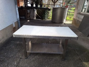 Arbeitstisch Bild 2