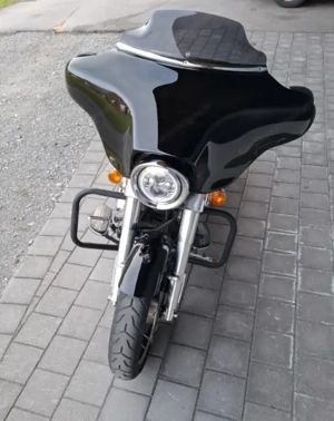 Harley Davidson Street Glide FLHX Bild 3