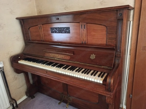 Klavier Lauberger & Gloss Bild 2