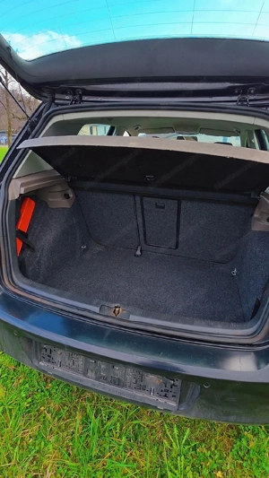 VW Golf 2.0 TDI Limousine Bild 9