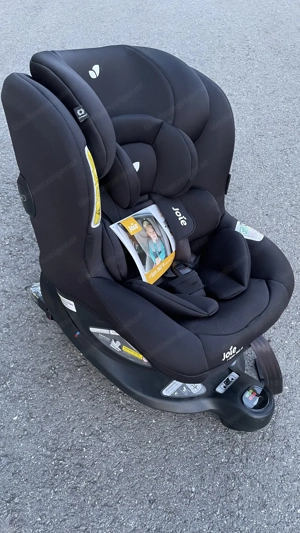 Drehbarer, mitwachsender Kindersitz (0-4 J)