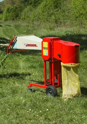 Holzhacker   Häcksler AM-80BD   7PS   bis 80mm   fast neu Bild 2