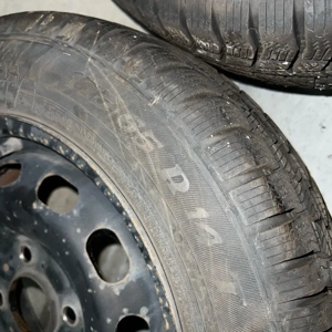 4xWinterreifen 175 65 14 T Ford Fiesta  4x 108 ET 37 Bild 5