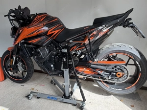 KTM 790 Duke TIEFERGELEGT - top Zustand - viel Zubehör Bild 10