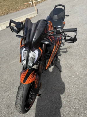 KTM 790 Duke TIEFERGELEGT - top Zustand - viel Zubehör Bild 9