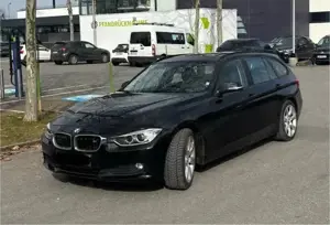 318d Touring F31 (2014)   Automatik   Top Ausstattung Bild 3