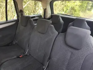 Citroen C4 Picasso 1,6 HDI. 111 PS  182000 km Bild 7