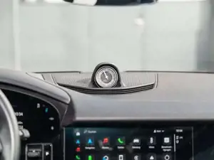 Porsche Taycan Bild 14