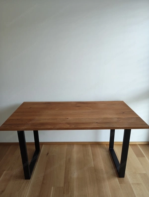 Schreibtisch aus Eiche Echtholz mit schwarzen Metallbeinen Bild 3