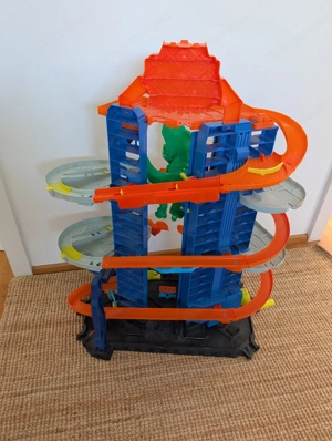 hot wheels ultimate Parkgarage  Bild 4