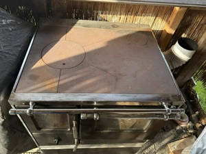 Holzherd Ofen  zu verkaufen 2 Jahre Alt  Bild 2