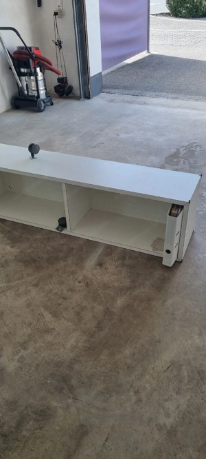 sehr stabiles Regal Bild 4