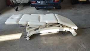 Massage - Therapieliege Bild 2