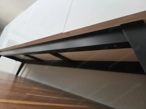 Wunderschönes, zeitloses Sideboard Bild 3