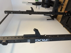 Rogue Squat Rack SML-2 inkl. Zubehör Bild 2