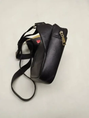 Herren-Ledertasche von Levi's Bild 4