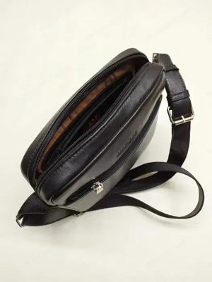 Herren-Ledertasche von Levi's. Bild 3