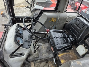 Traktor Case IH 833 Bild 6