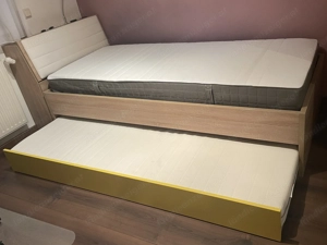 Bett mit Ausziehbett zu verkaufen