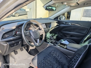 Opel Insignia Sports Tourer Bild 7