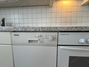 Einbauküche inklusive Geräte Bild 13