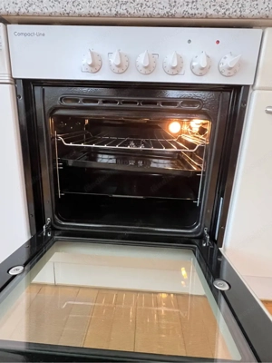 Einbauküche inklusive Geräte Bild 7