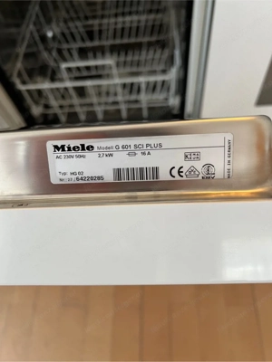 Einbauküche inklusive Geräte Bild 12