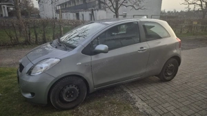 Toyota Yaris  Bild 4