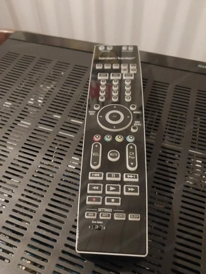 Harman Kardon Verstärker Bild 3