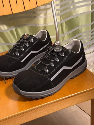 Rukapol sicherheits schuhe(sneaker Boa) gr. 44, halbe preis Bild 3