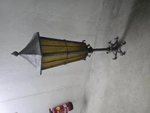 zu verkaufen geschmiedete Gartenlampe Bild 3