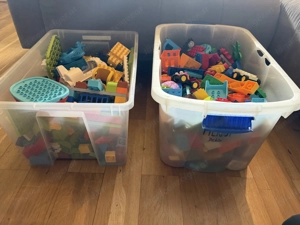 2 große Kisten mit Duplo 