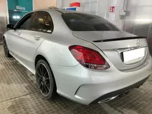 Mercedes-Benz C-Klasse Bild 2
