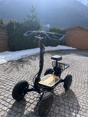 Veehop Offroad E-Scooter 4-Rad mit Sitz   67-72V Akku   All Terrain