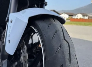 Kawasaki Z750 ABS Bild 4