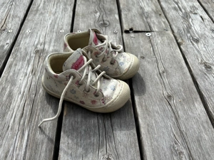 Kinderschuhe Größe 22 Naturino 