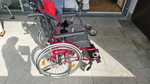 Rollstuhl Marke Berollka! NP 8.300,- Bild 3