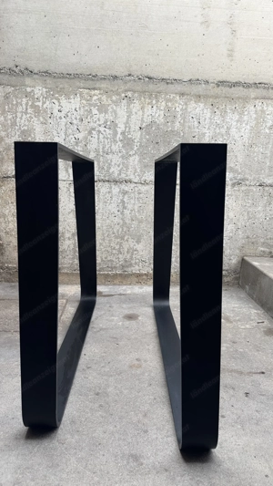 Design-Tischkufen in Trapezform Bild 2