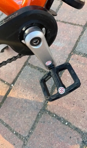 woom 3 orange  Bild 5