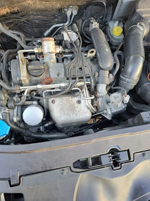 Skoda fabia 1.2 Benziner mit 124.000km. Bild 10