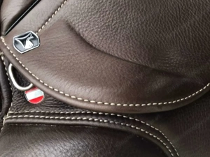 3s-Sattel Bentley Classic S Bild 6