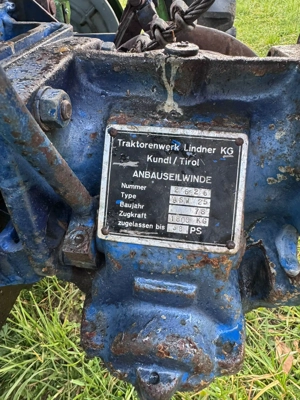 Steyr T80 mit Seilwinde und Mähwerk Bild 9