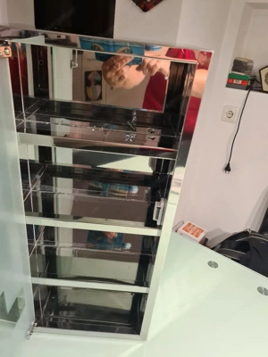 Medizinschrank Bild 2