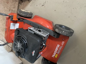 Rasenmäher Husqvarna Benzin Bild 2